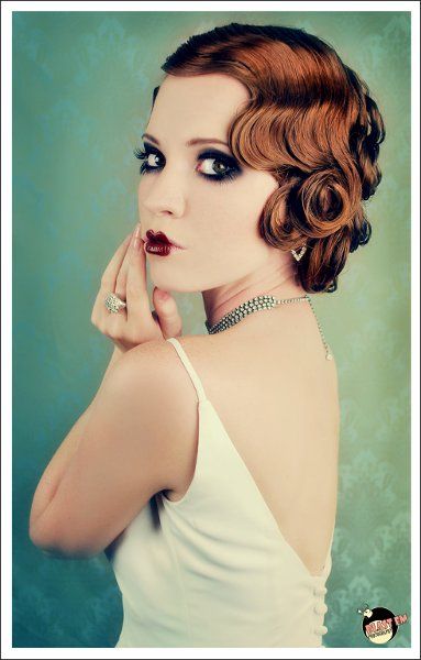 1920s style #bridal wedding hair and makeup | Nicole Patterson .