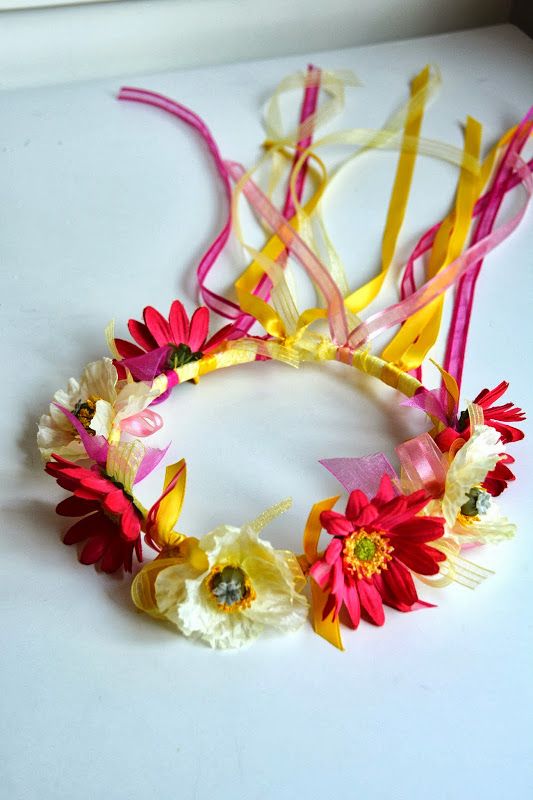 15 Ribbon Crafts that will Make You Swoon! | Diy flower crown .