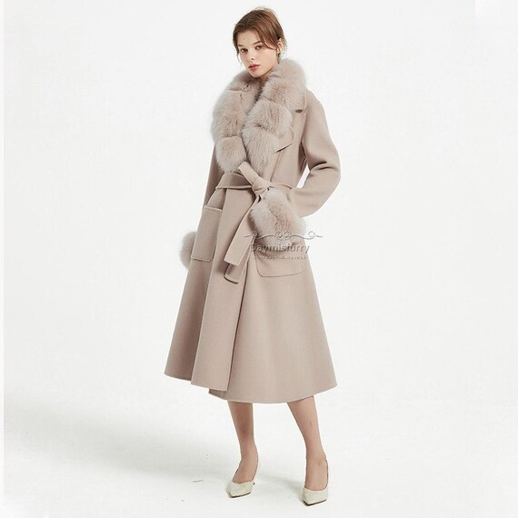 Wool Coat With Fur Collar and Fur Cuffs - Et