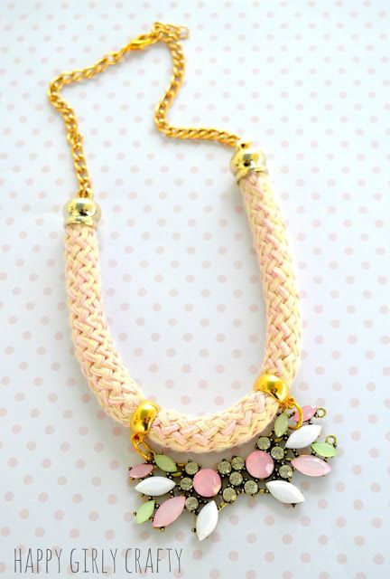 Recycled pink rhinestone statement necklace DIY! | Diy collier .