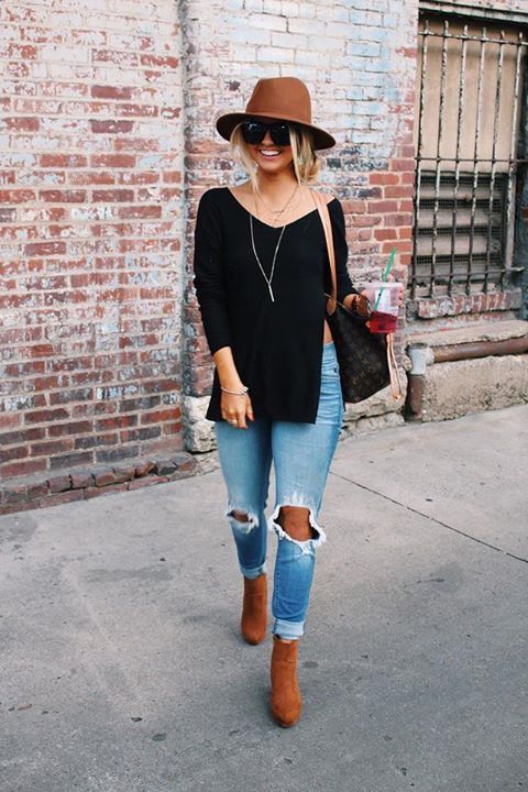 Street style from nashville blogger Instagram @SheaLeighMills .