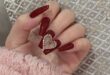 45+ Stunning Red and Gold Nails For A Sophisticated Manicure | Gel .